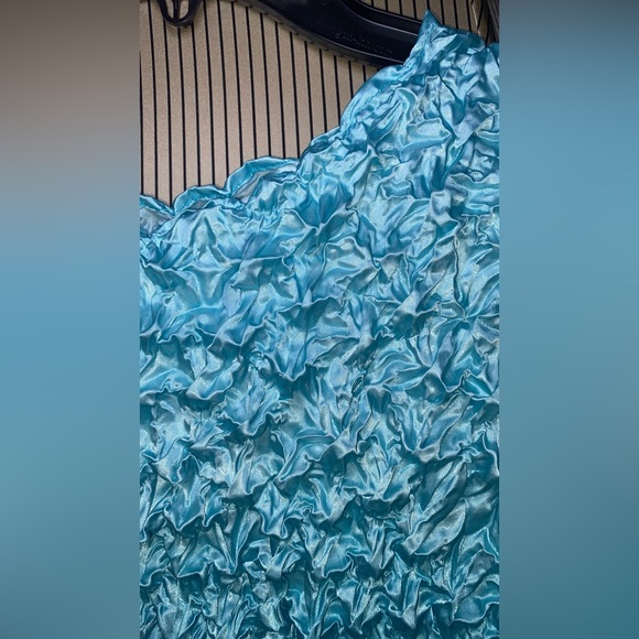 Women’s West Loop Popcorn Shirts - Picture 11 of 16